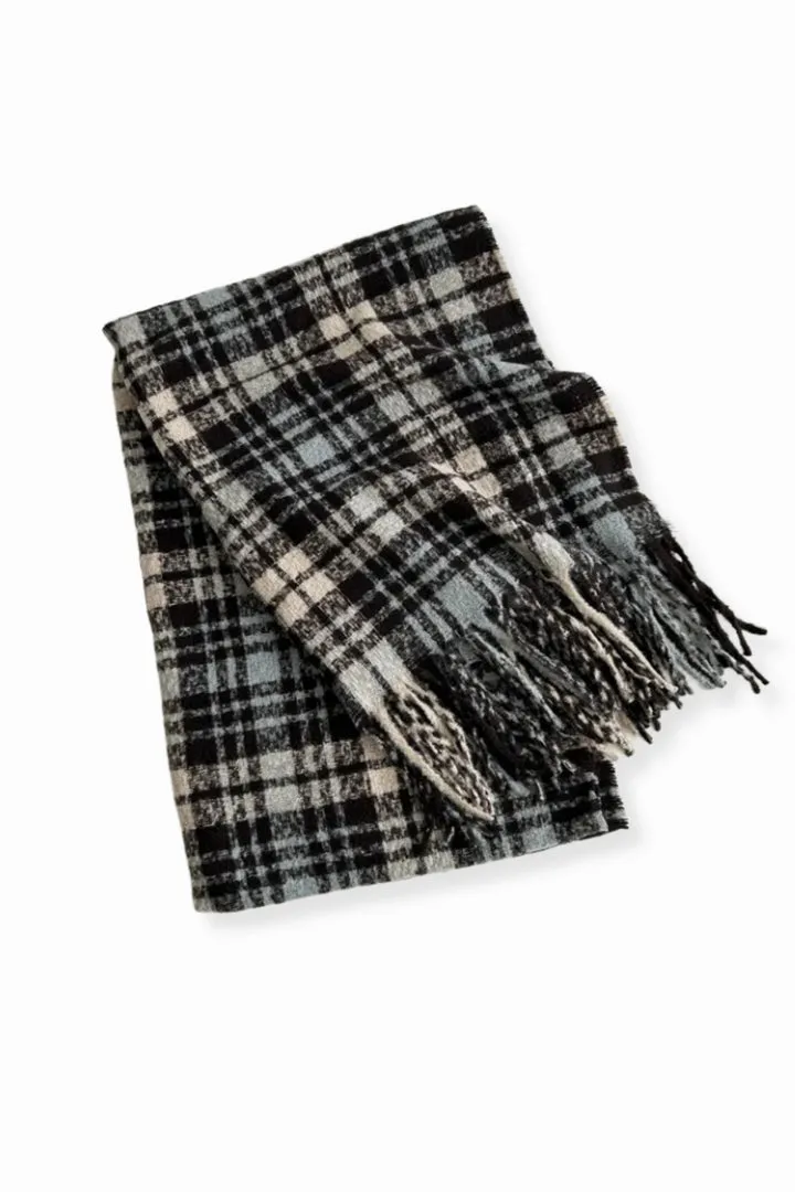 Look By M Berry Plaid Tassle Scarf MSF3298