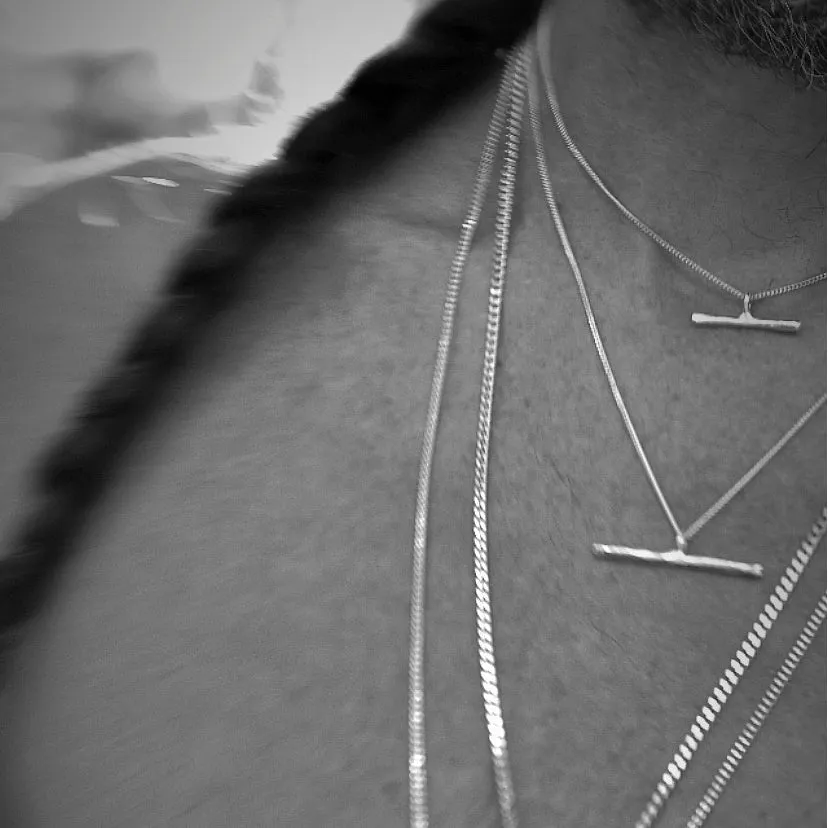 Sulava Unisex Necklace Silver or Bronze