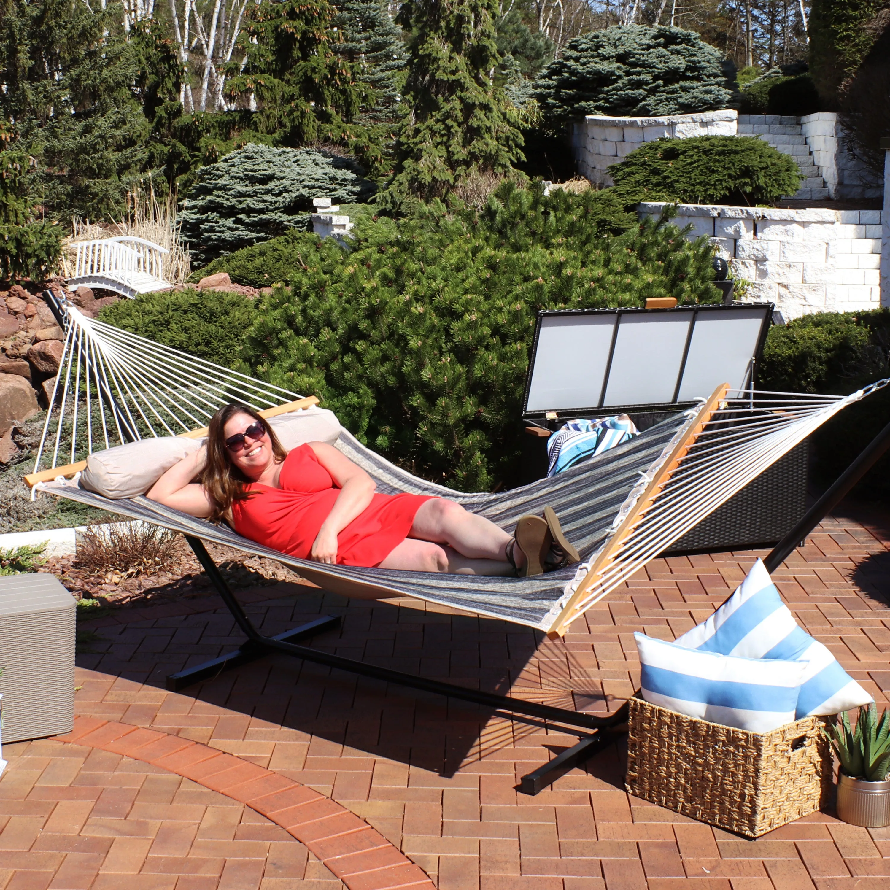Sunnydaze 2-Person Quilted Fabric Double Hammock with Pillow